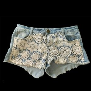 Tinseltown women's size 9 jean shorts